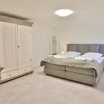 Kapitaenshaus Koje Apartment Born
